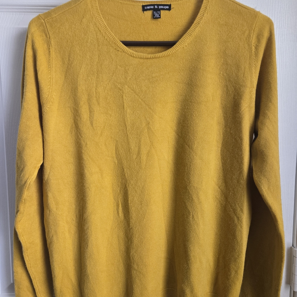 Cable & Gauge Women's Mustard Yellow Crewneck Sweater